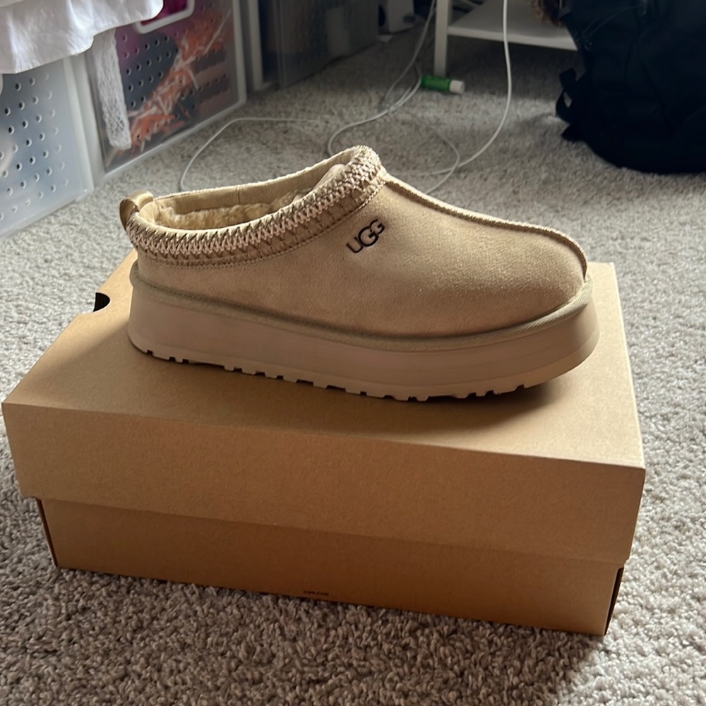 Women’s Tazz Platform Uggs